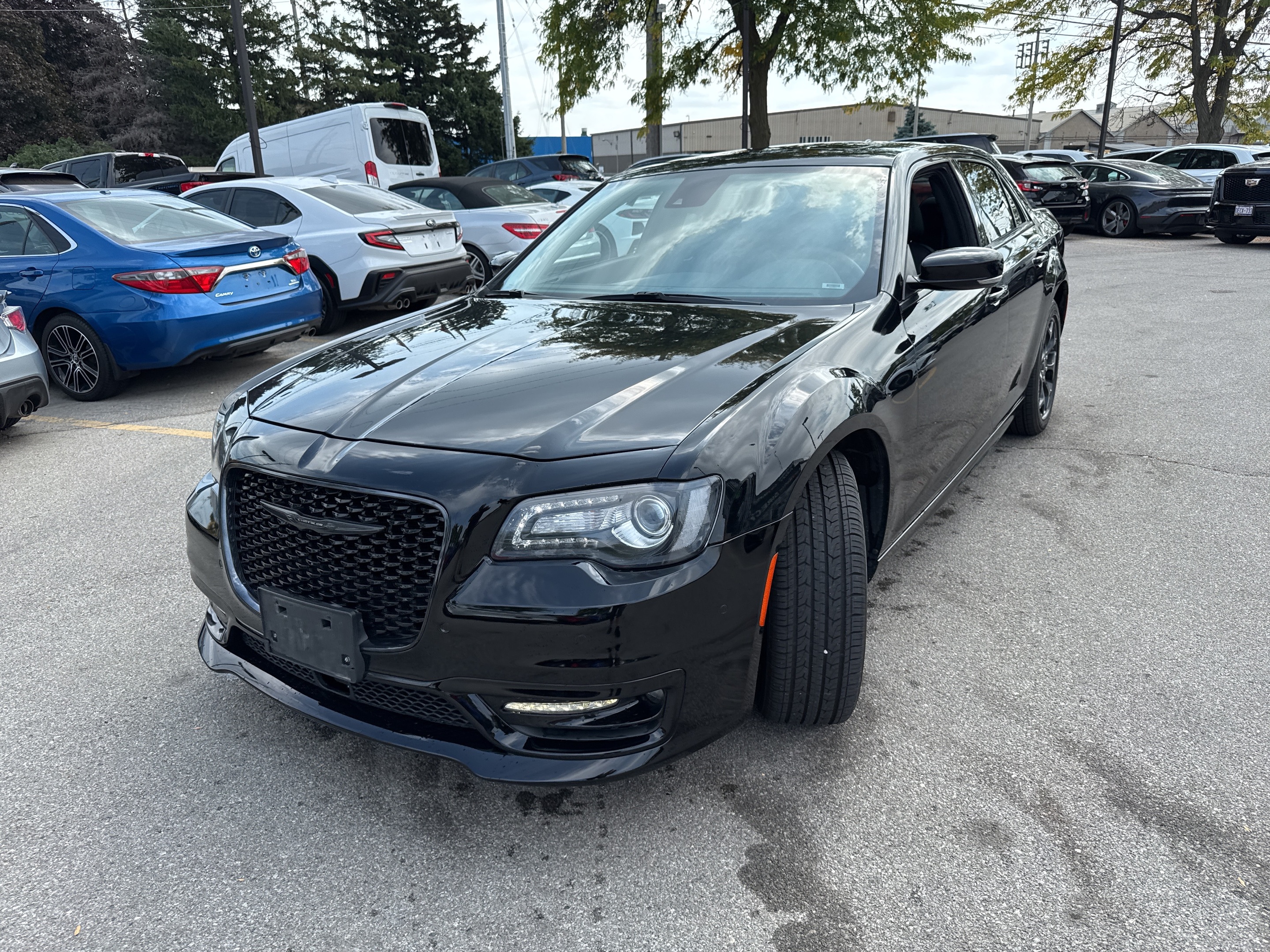 Chrysler 300 2023