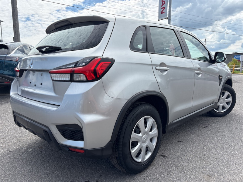 Mitsubishi RVR 2022