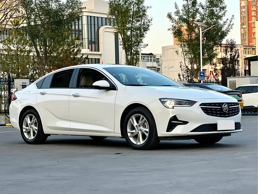 Buick Regal 2021