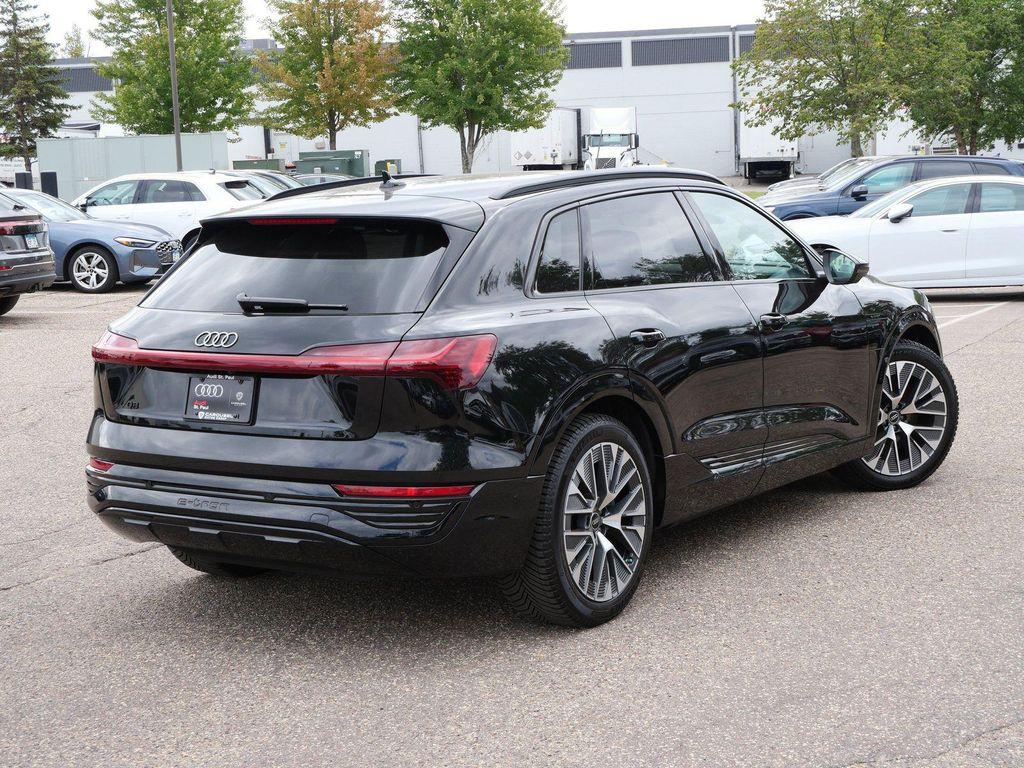 Audi Q8 e-tron 2024