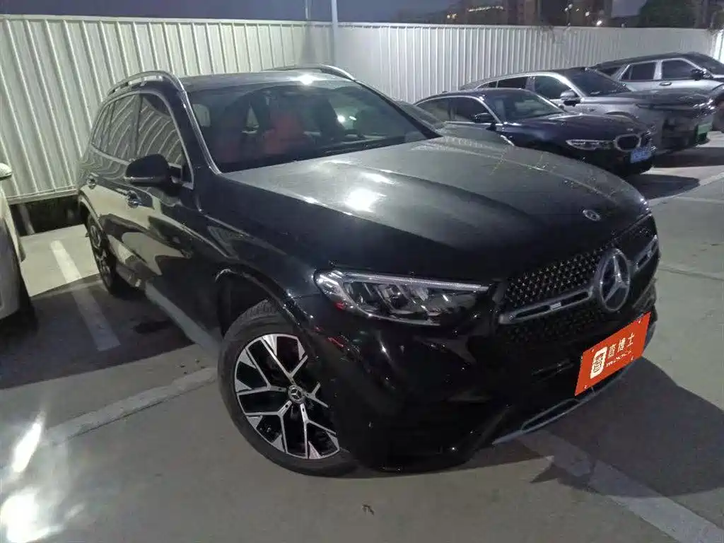 Mercedes-Benz GLC 2023