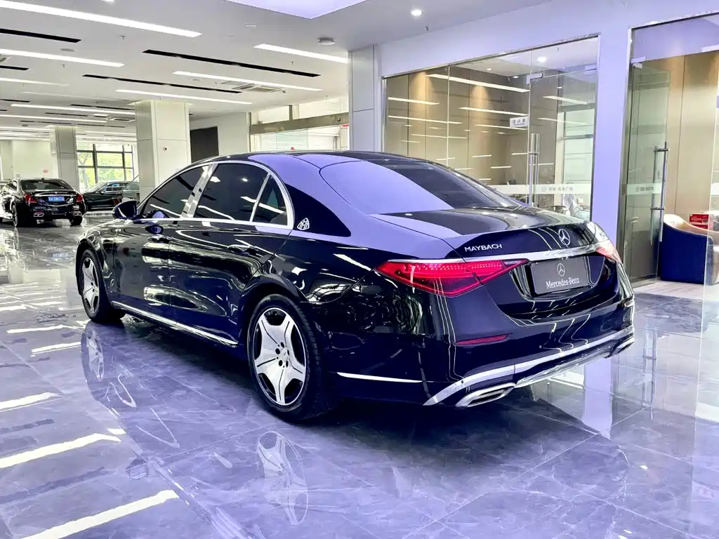 Mercedes-Benz S-Класс 2024