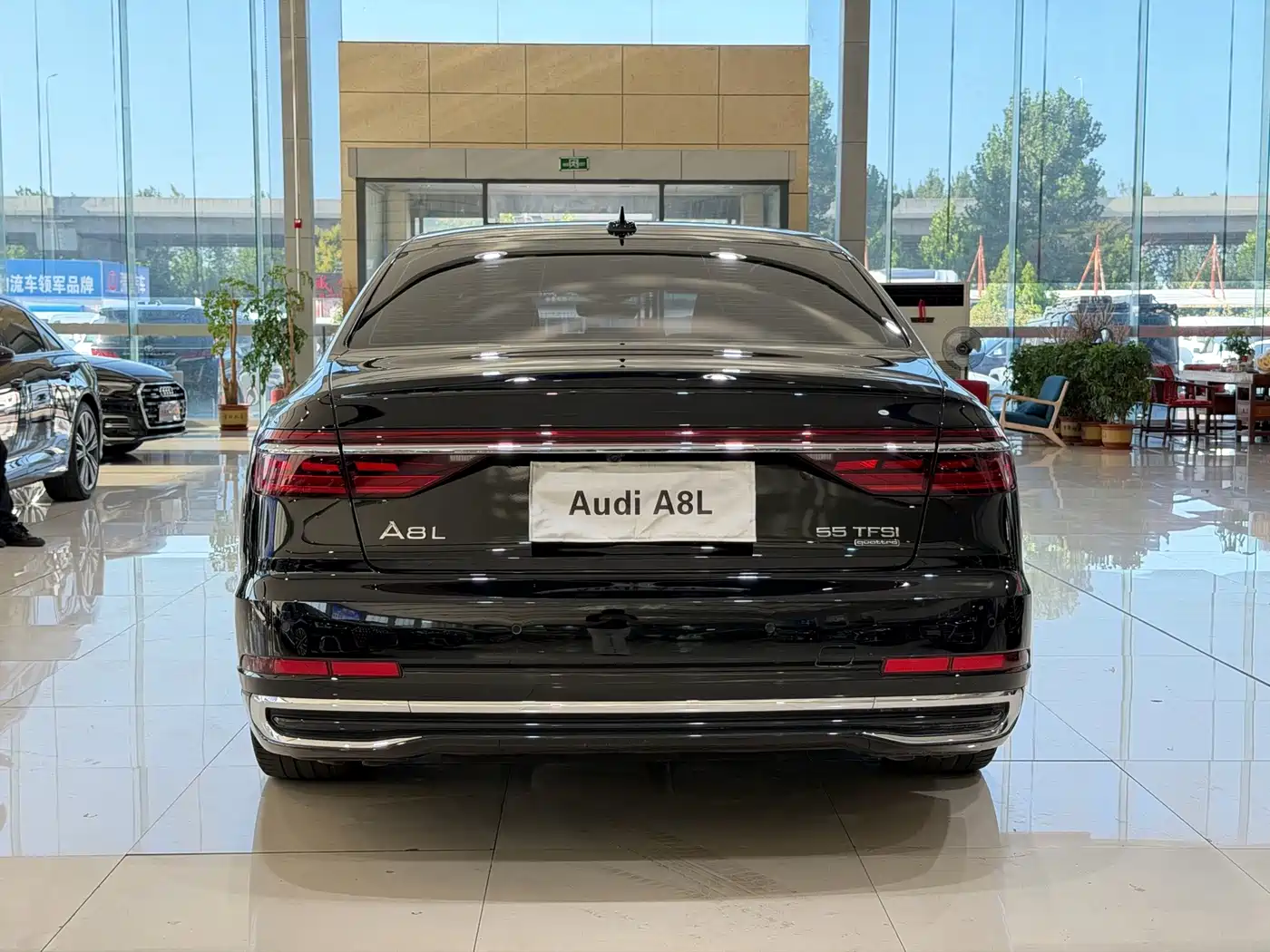 Audi A8 2024