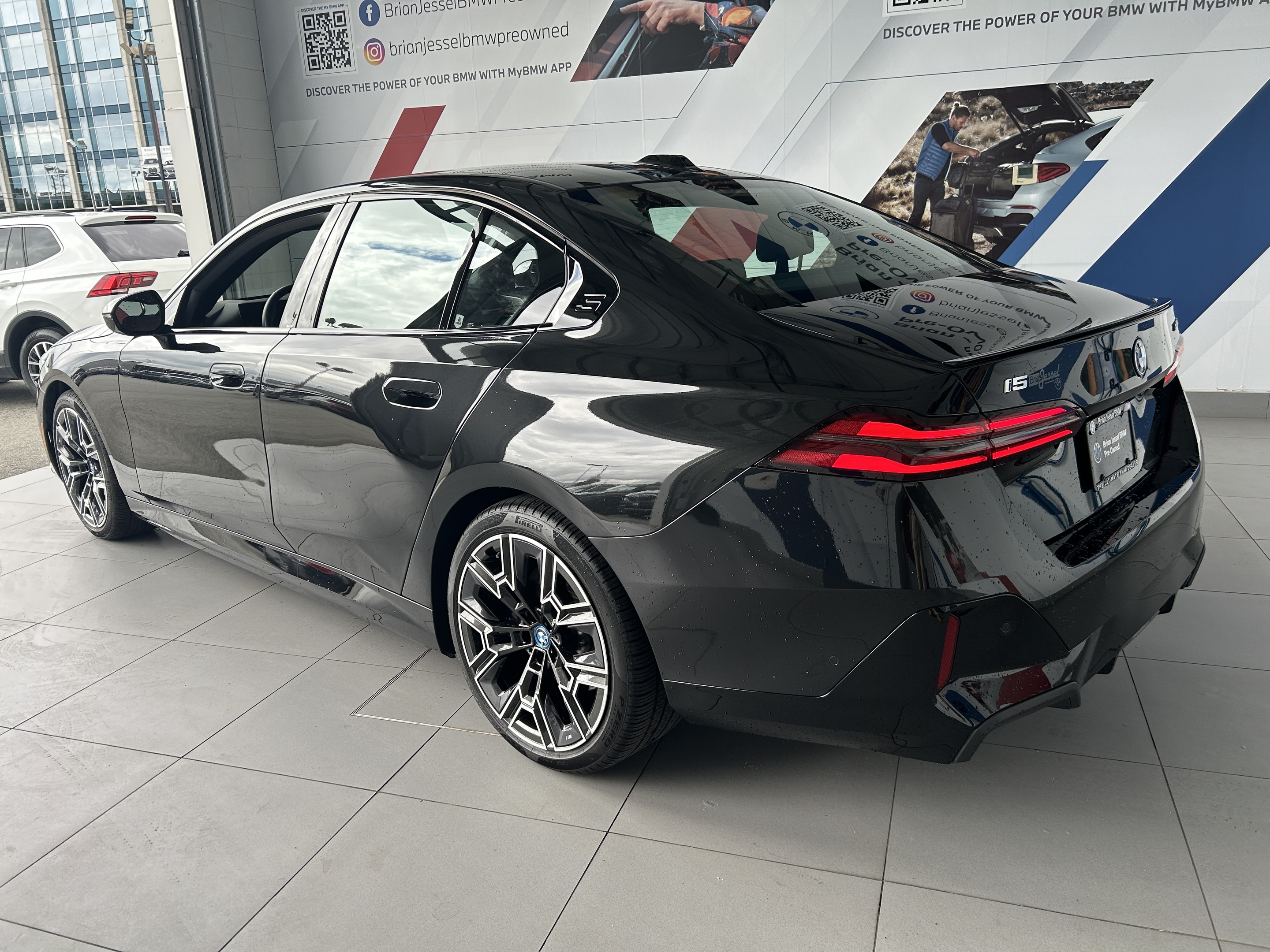 BMW i5 2025