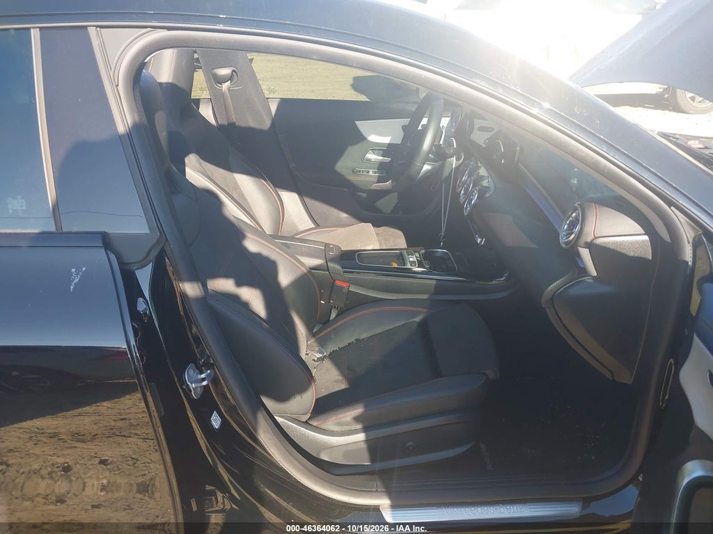 Mercedes-Benz CLA 2024