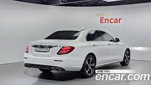 Mercedes-Benz E-Класс 2020
