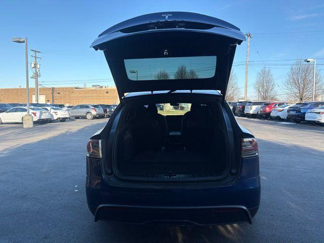 Tesla Model X 2022