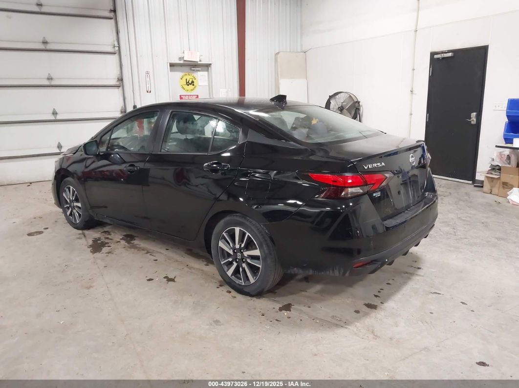 Nissan Versa 2021