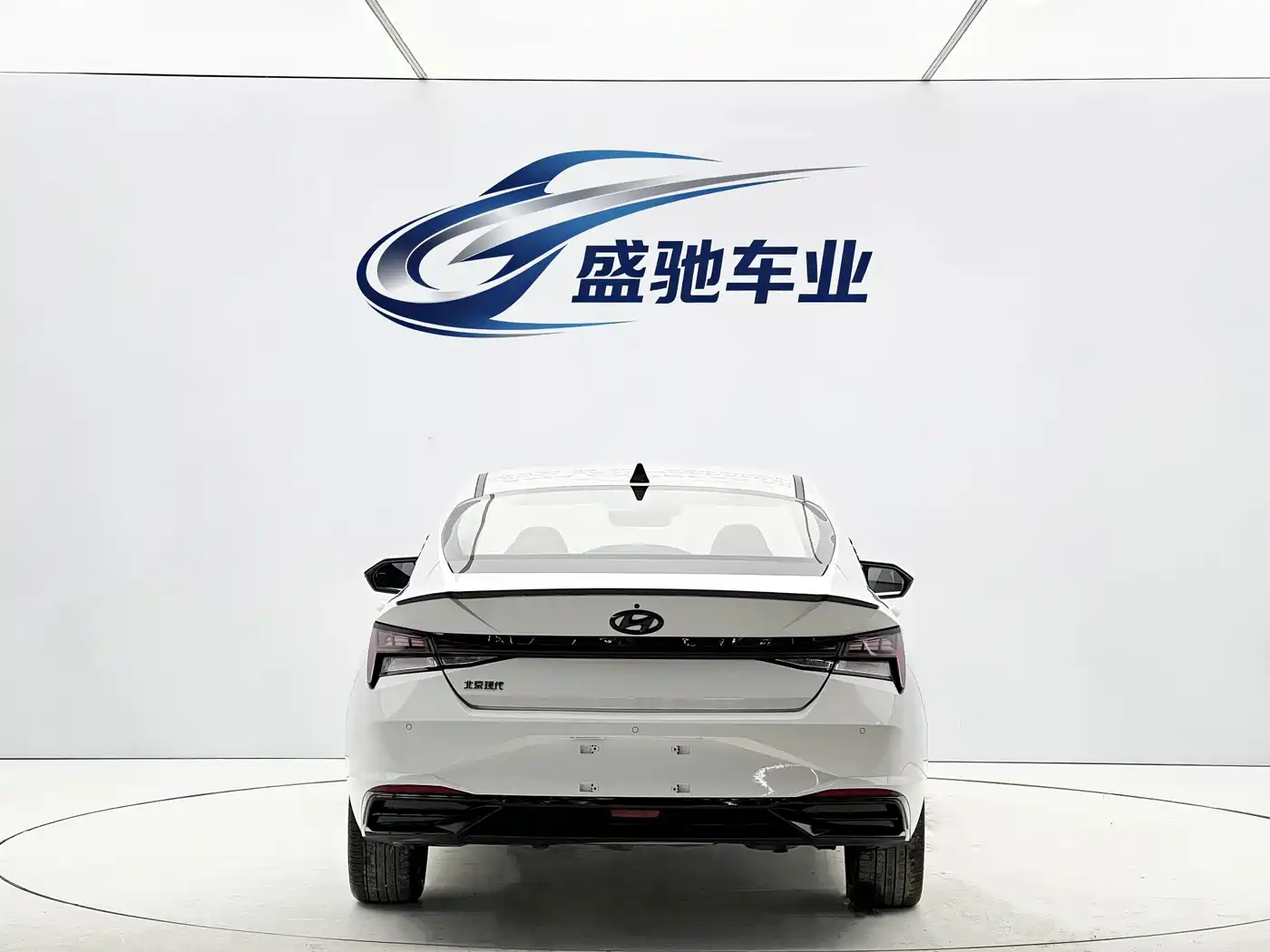 Hyundai Elantra 2023