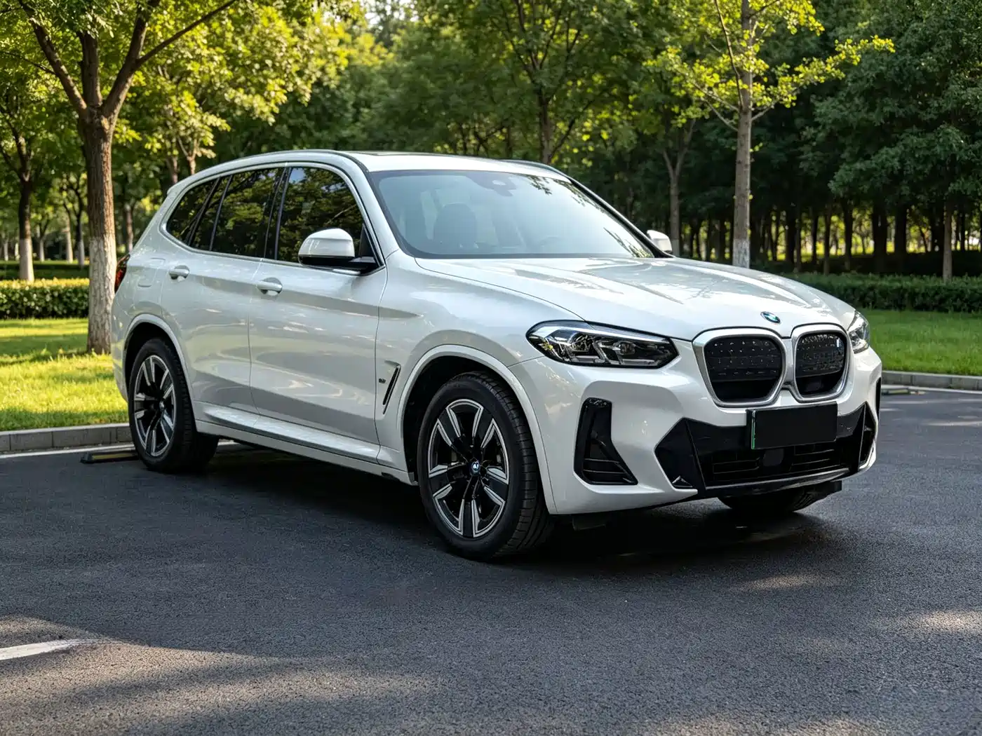 BMW iX3 2024