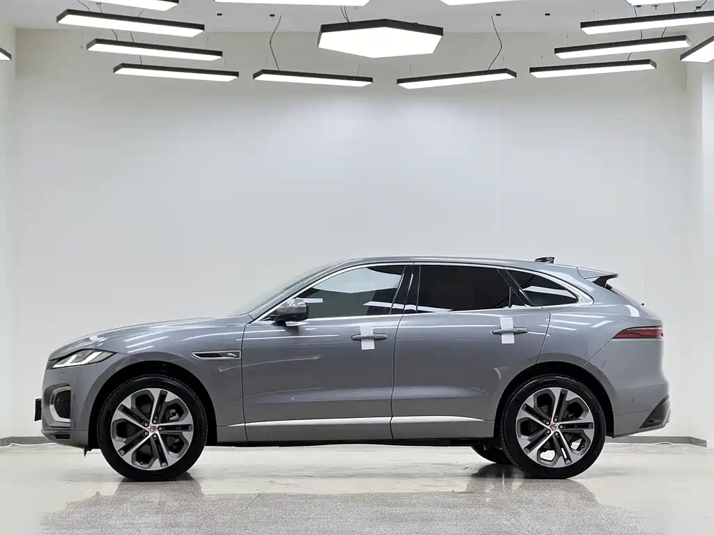 Jaguar F-Pace 2021