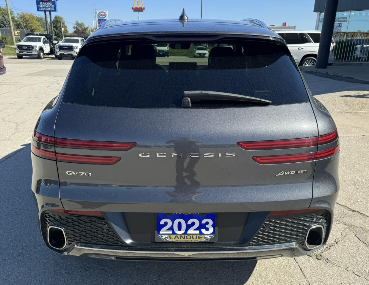 Genesis GV70 2023