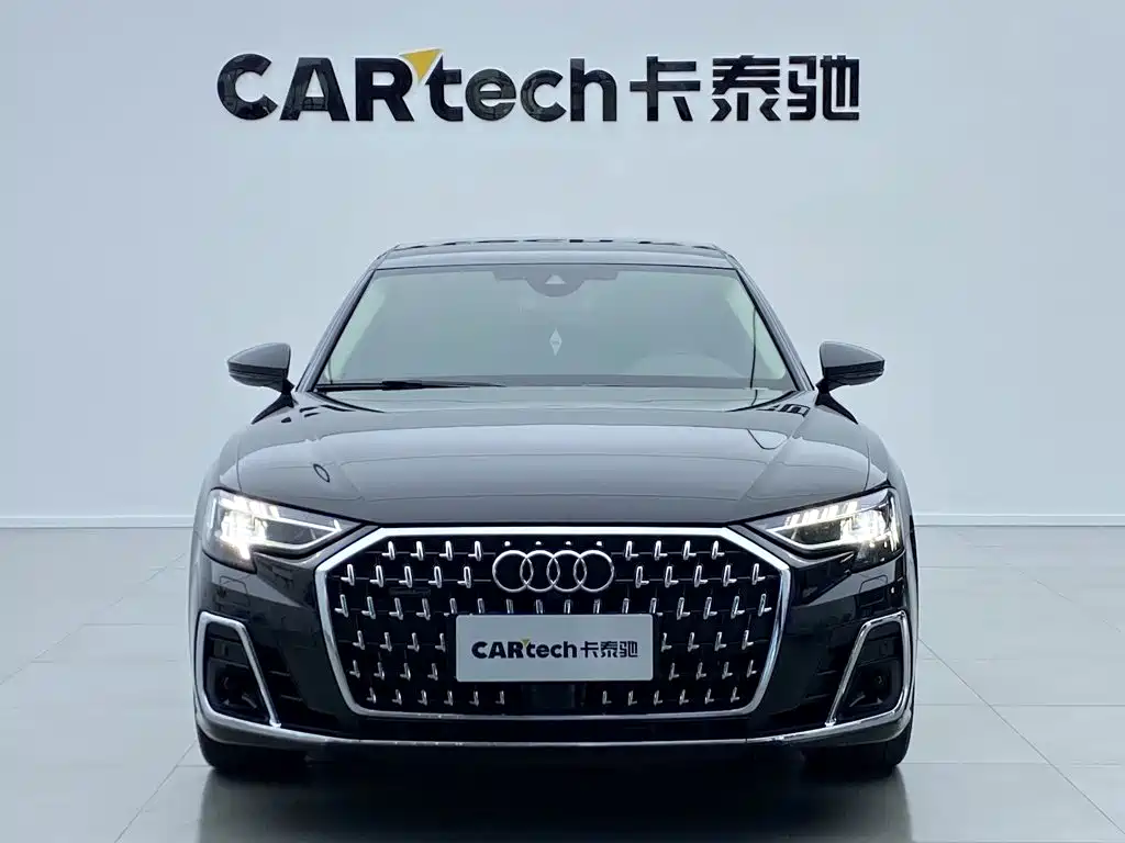 Audi A8 2025