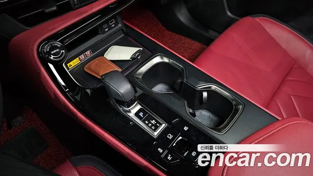 Lexus NX 2024