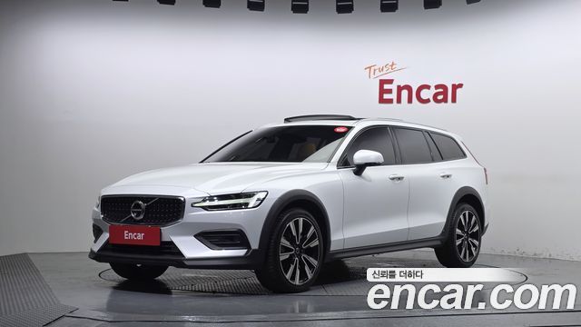Volvo V60 2021