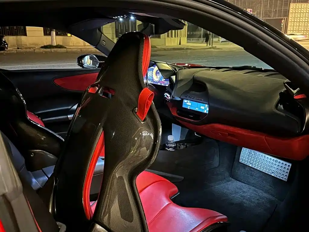 Ferrari SF90 2022