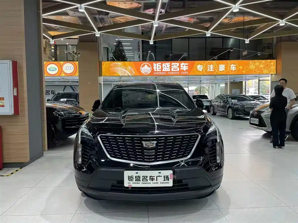Cadillac XT4 2021