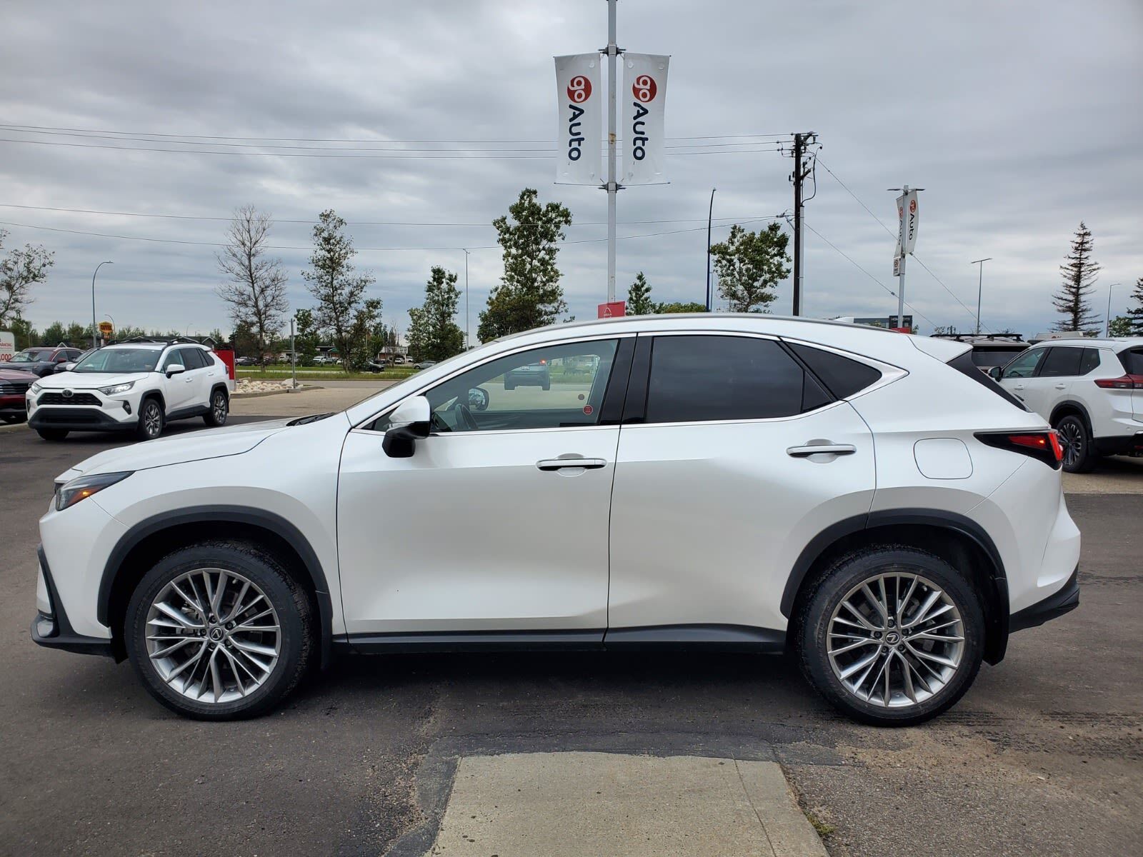 Lexus NX 2022