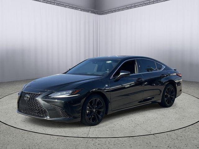 Lexus ES 2024