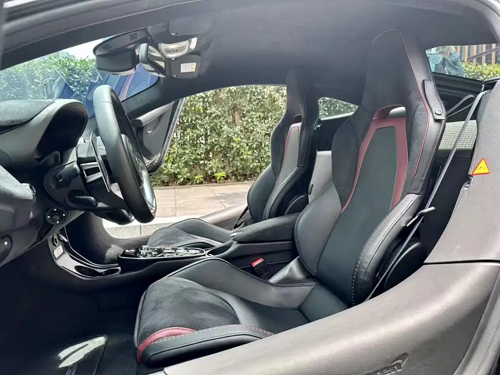 McLaren GT 2022