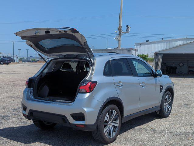 Mitsubishi Outlander Sport 2024