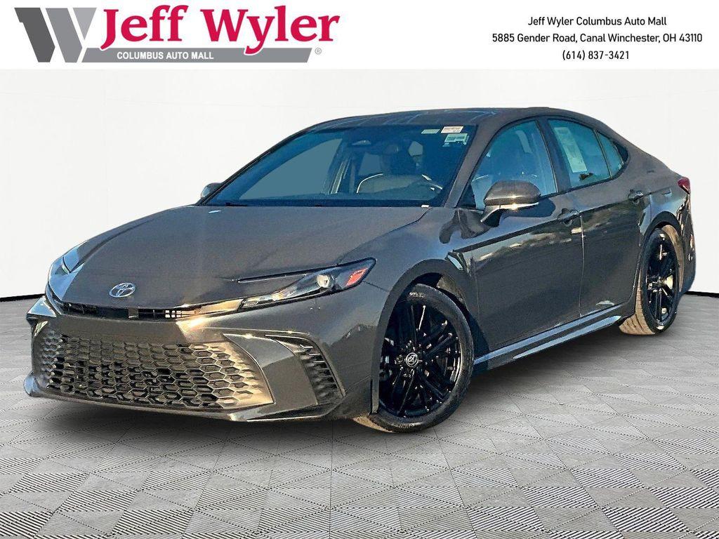 Toyota Camry 2025