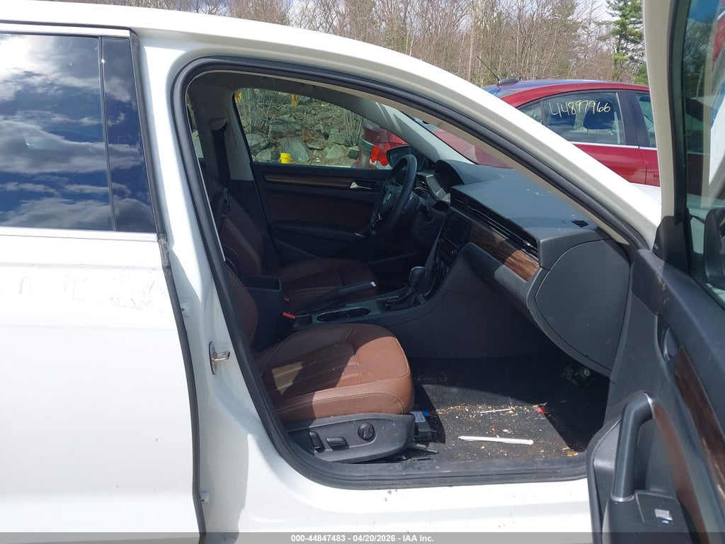 Volkswagen Passat 2022