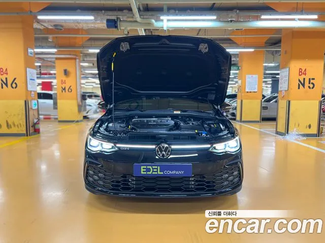 Volkswagen Golf 2024