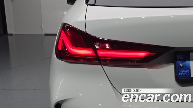 BMW 1 серии 2023