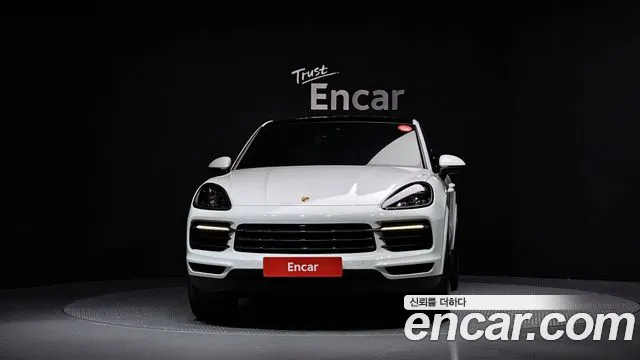 Porsche Cayenne 2021