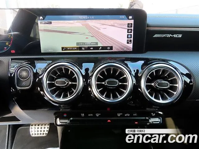 Mercedes-Benz CLA 2021