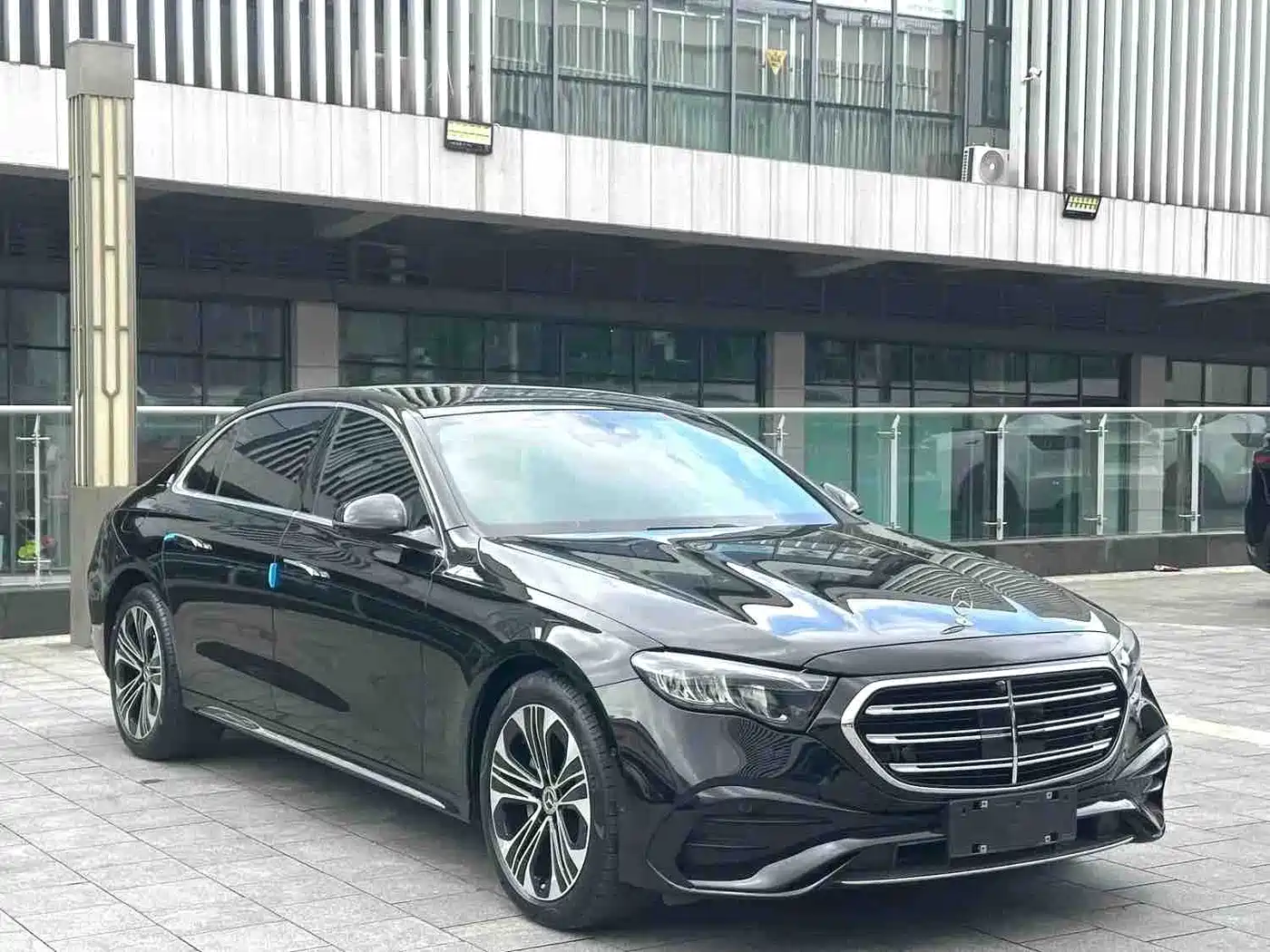 Mercedes-Benz E-Класс 2024