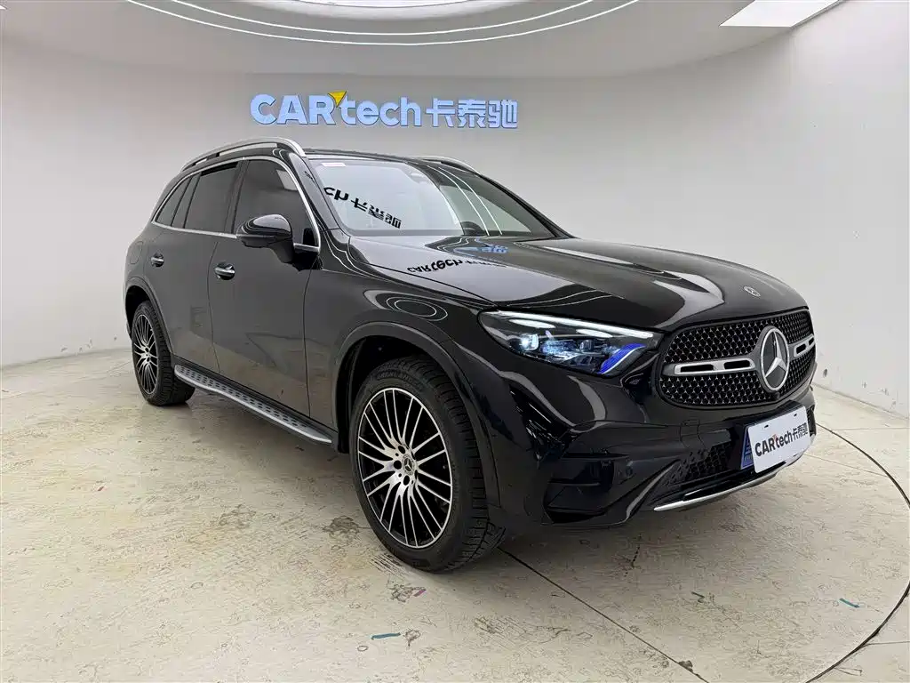 Mercedes-Benz GLC 2023