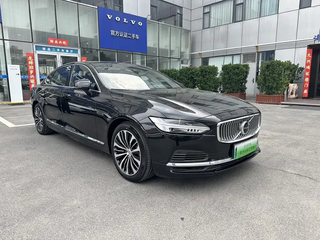 Volvo S90 2024
