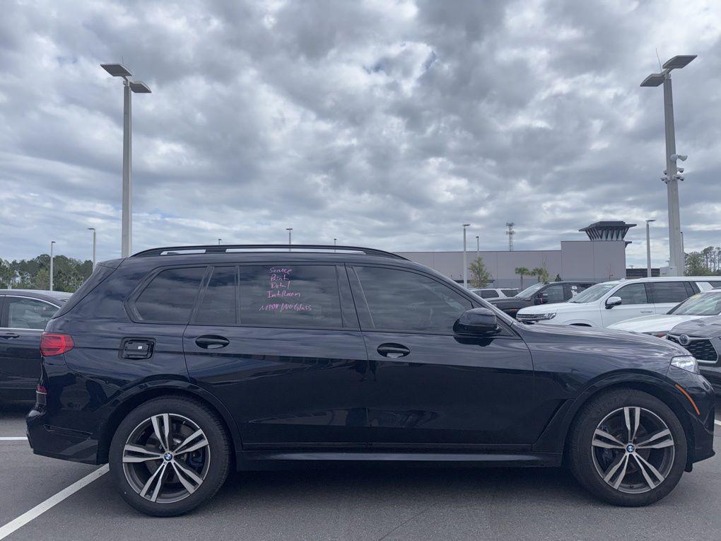 BMW X7 2022