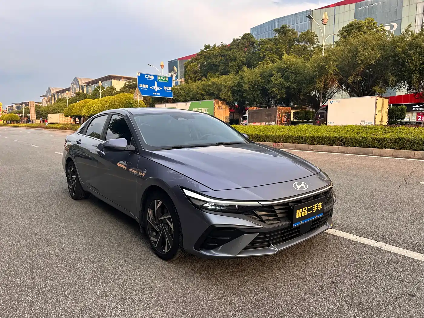 Hyundai Elantra 2024