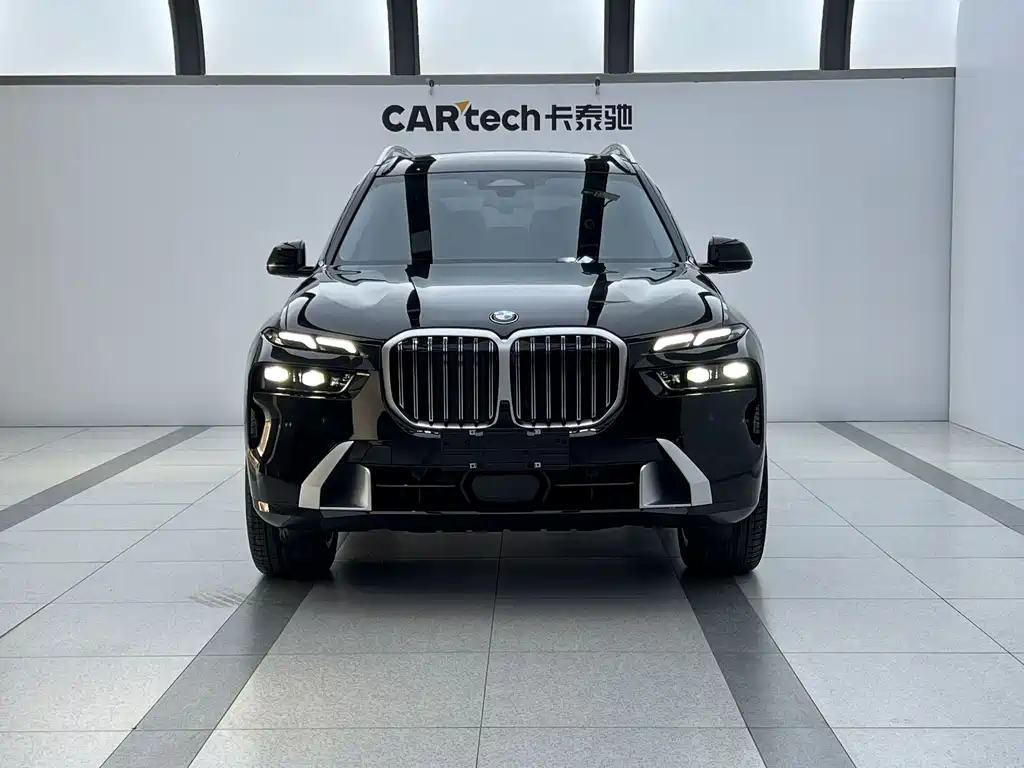 BMW X7 2024