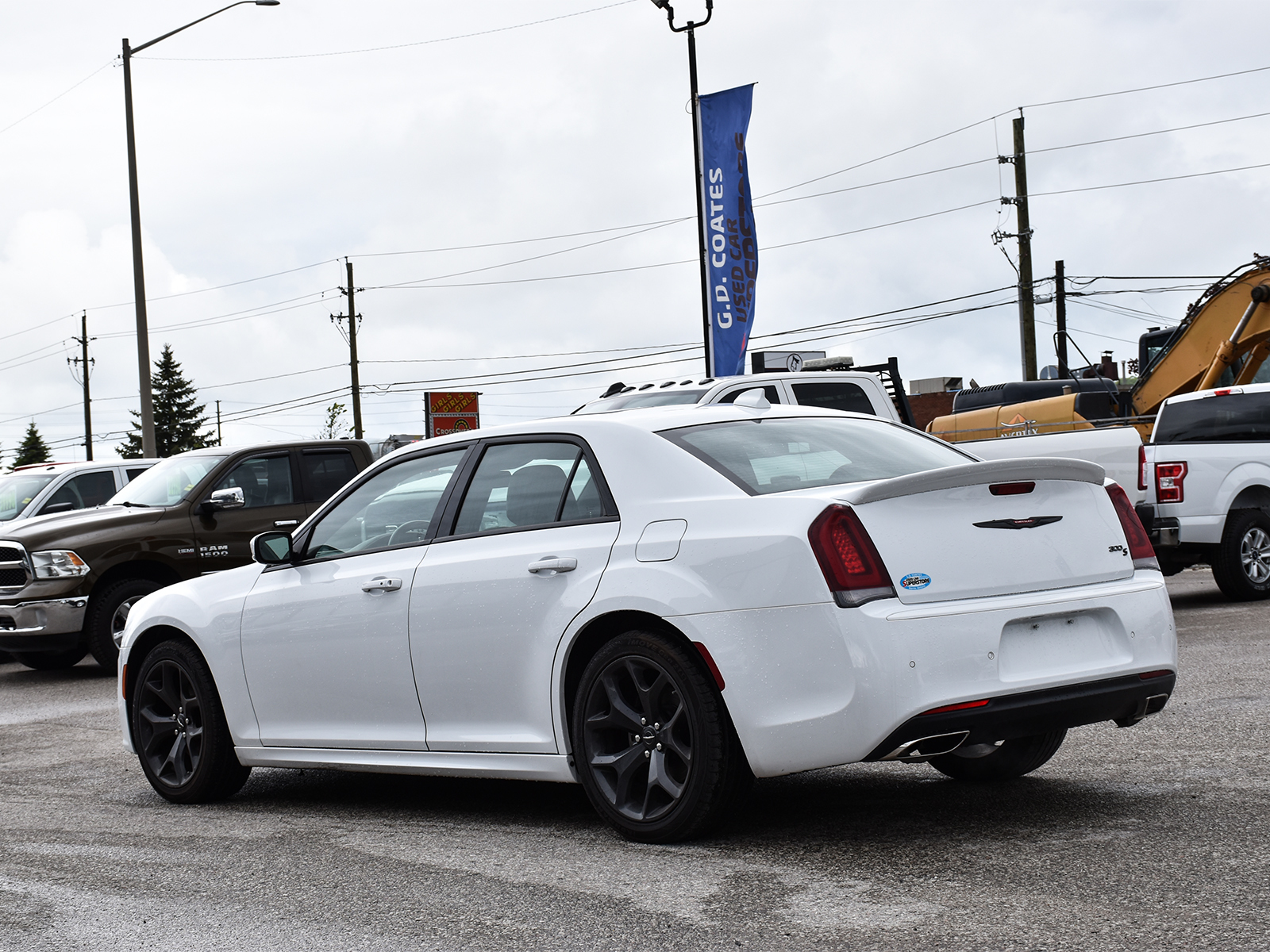 Chrysler 300 2022