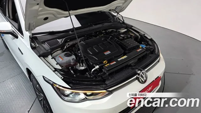 Volkswagen Golf 2023