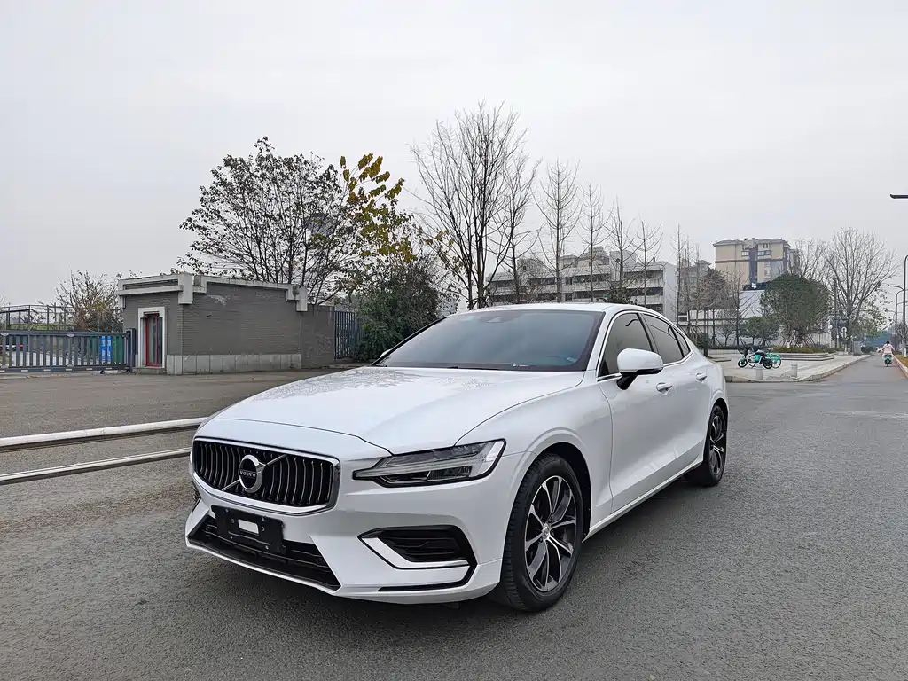 Volvo S60 2020