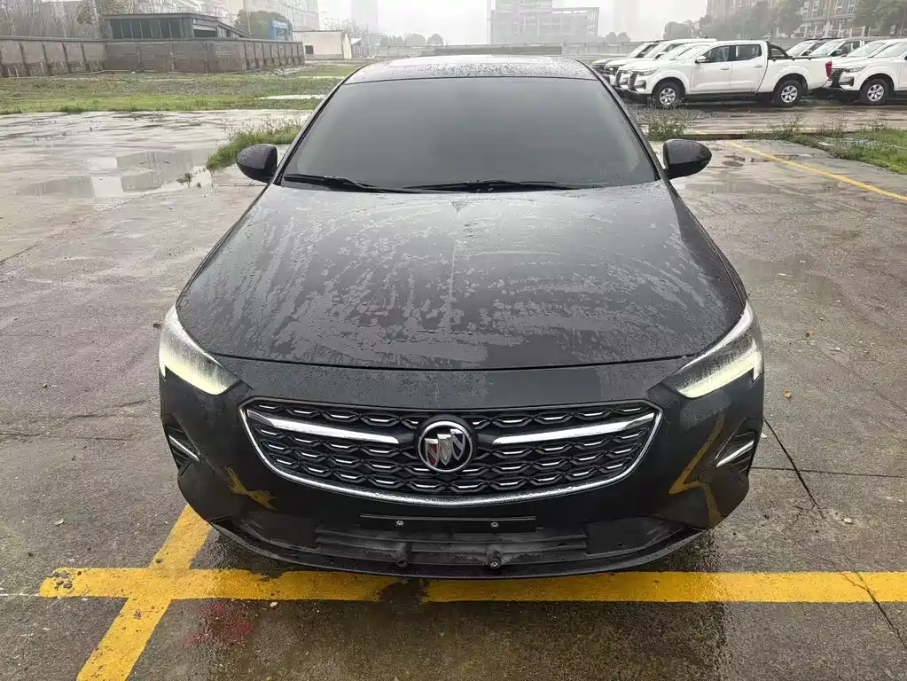 Buick Regal 2021