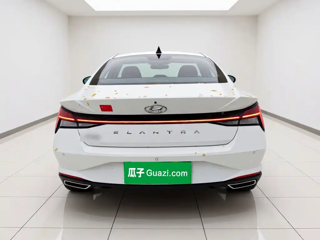 Hyundai Elantra 2023