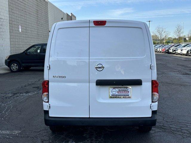 Nissan NV200 2021