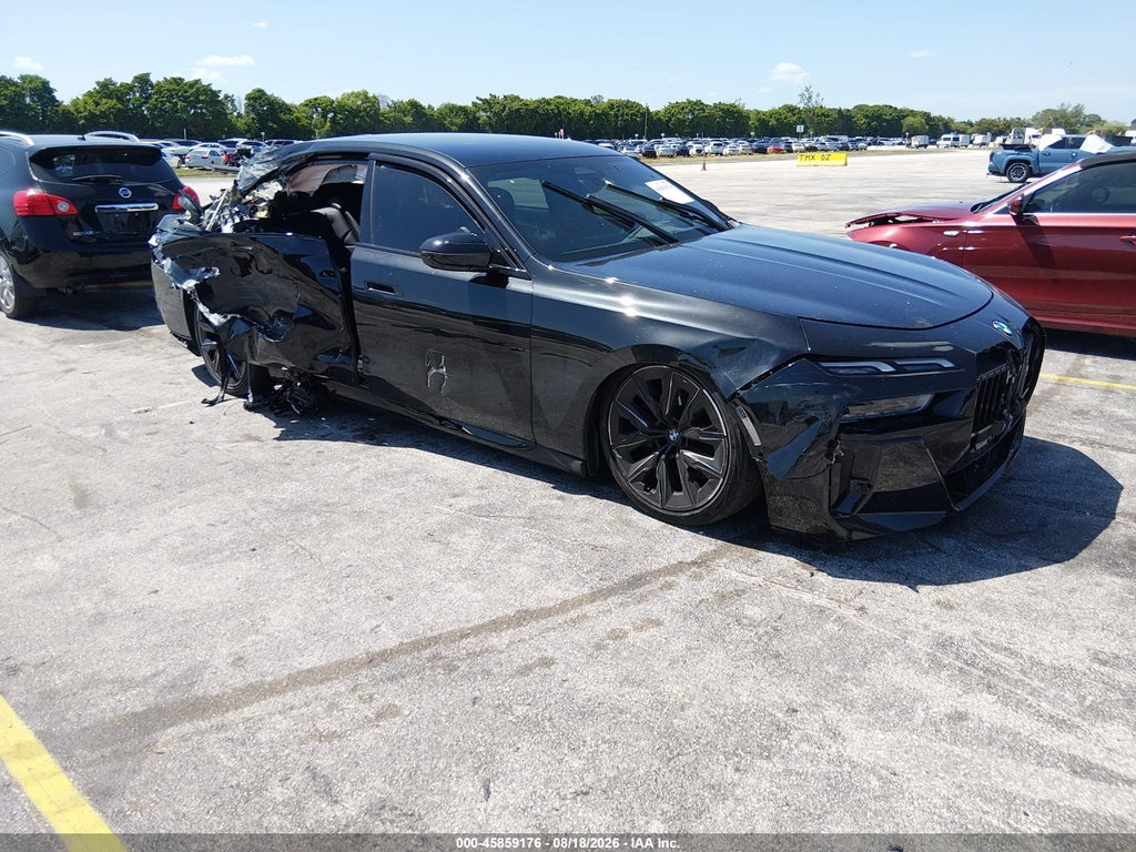 BMW 740 2026