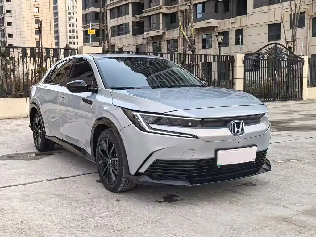 Honda e:NP2 2024