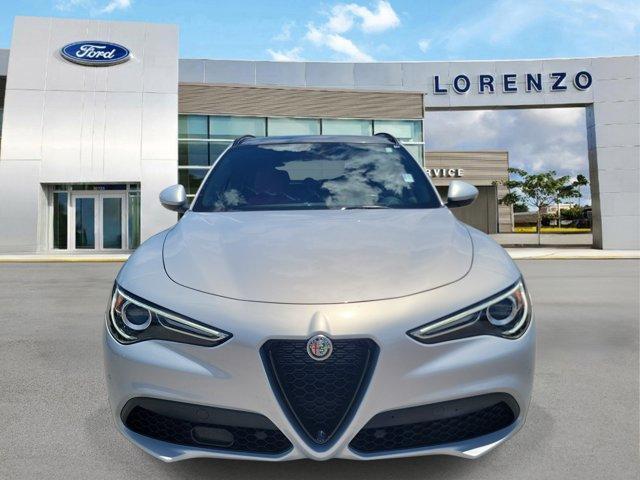 Alfa Romeo Stelvio 2023