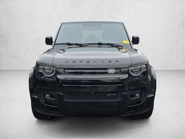 Land Rover Defender 2023