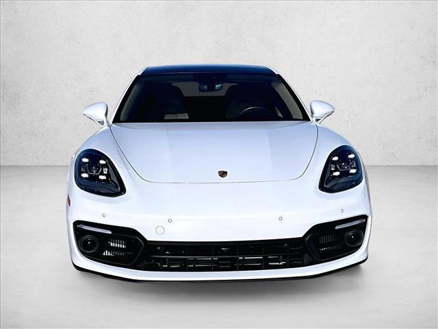 Porsche Panamera 2023