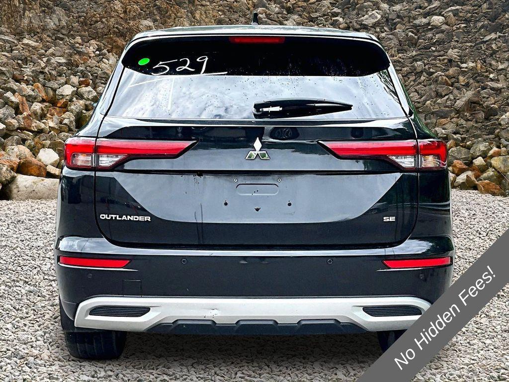 Mitsubishi Outlander 2023