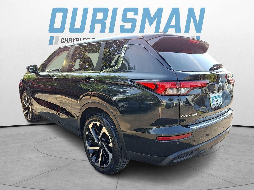 Mitsubishi Outlander 2022